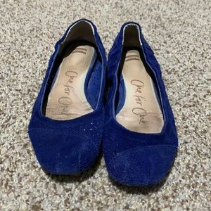 Blue suede Toms ballet flats, 7.5